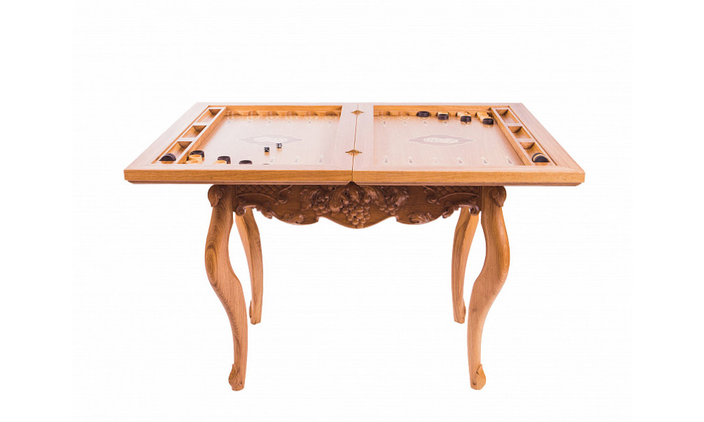 Мебель в русском стиле. Дубовый резной стол с керамическими изразцами.